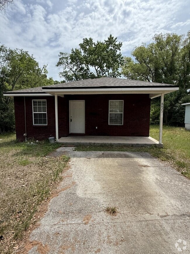 Building Photo - 0 bedroom in Jacksonville FL 32208