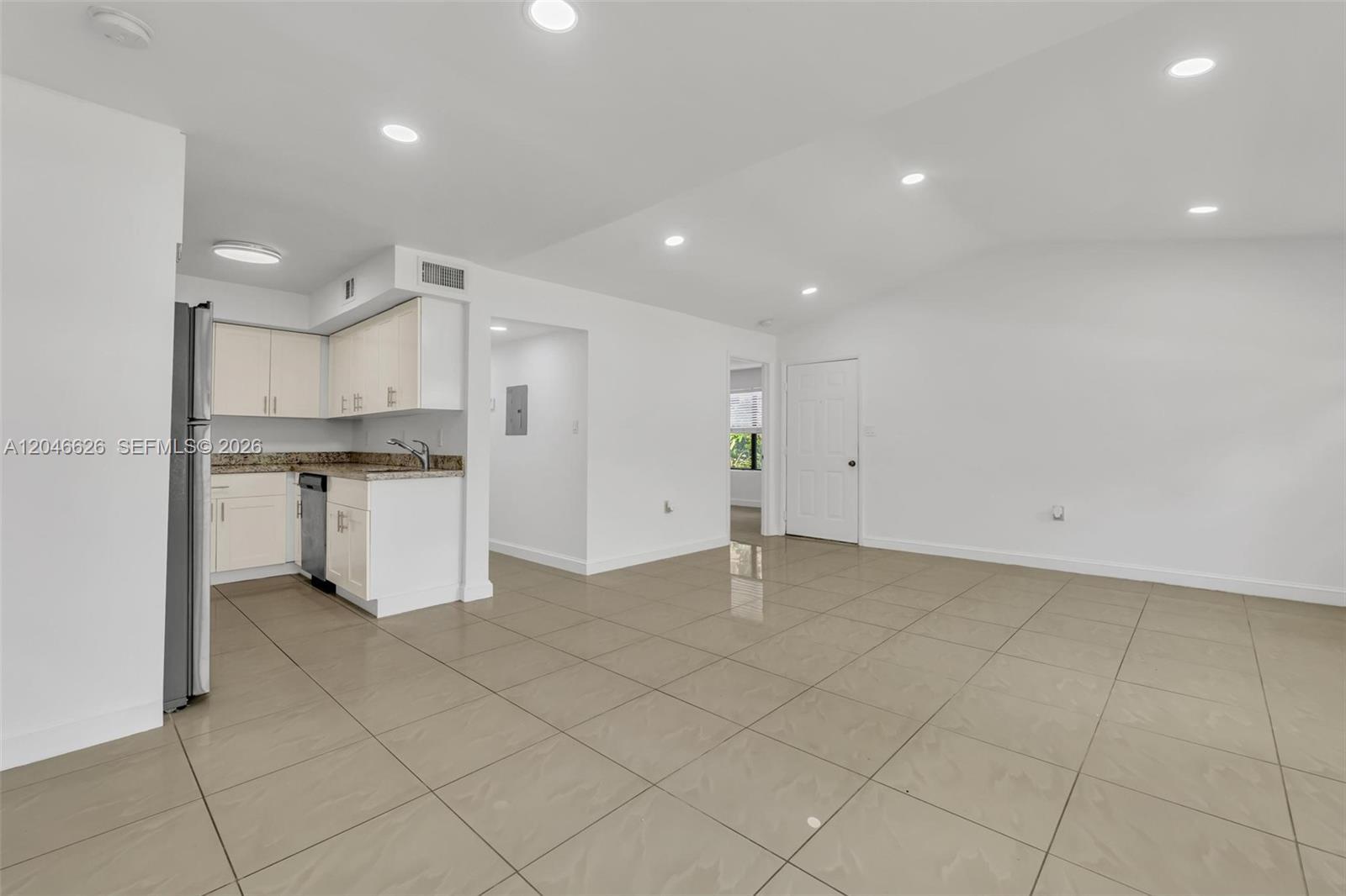 Building Photo - 15560 SW 104th Ter