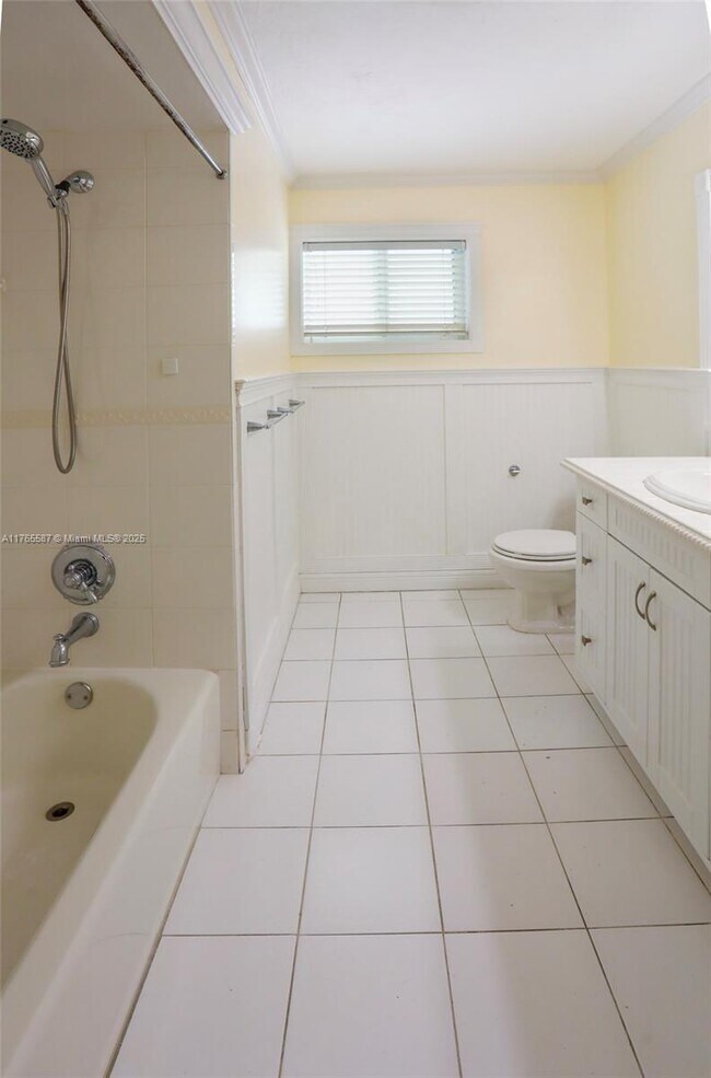 Building Photo - 8870 SW 86th St