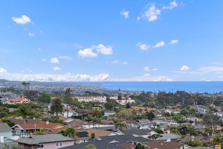 Building Photo - 4013 Via Manzana