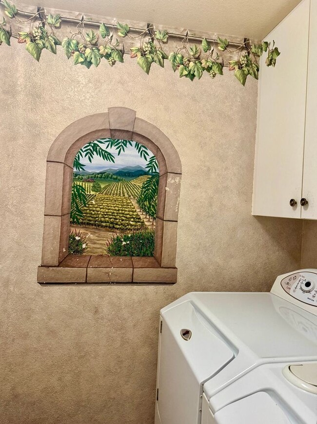 Building Photo - Scripps Ranch 4 Br 3 baths garage yard solar for rent $4990