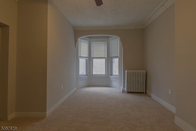 Building Photo - 257 S 8th St