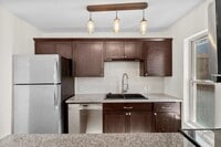 Building Photo - 4039 Cole Ave