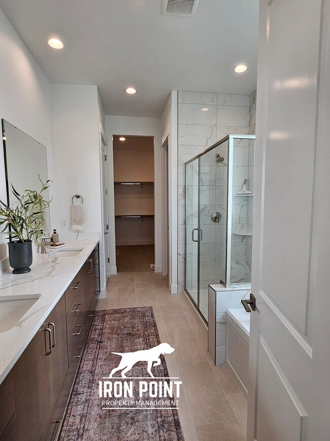 Building Photo - Brand New 4bed/3 bath home w/office, 2 car extended bay garage & all appliances included.