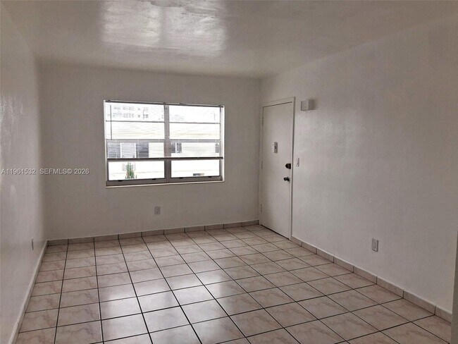 Building Photo - 7860 Harding Ave