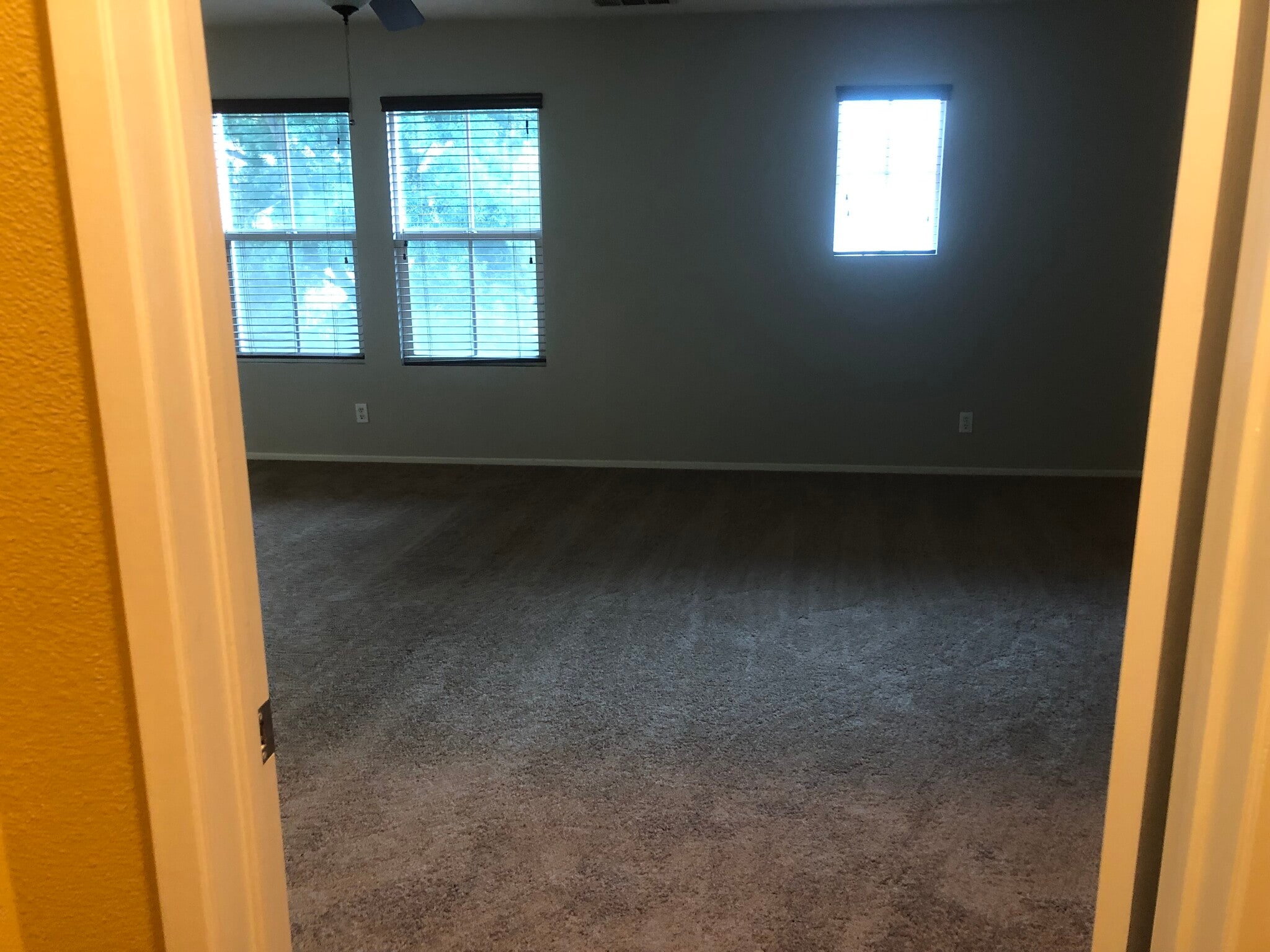 Master bedroom . - 6395 Delgado Ln