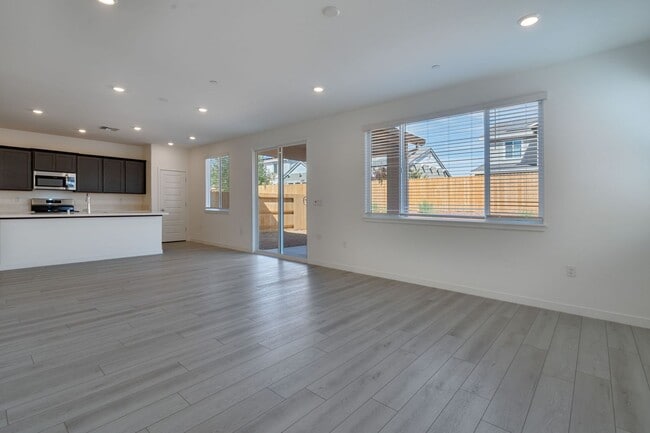 Building Photo - Brand-New 4BR Home with Solar in Rancho Co...