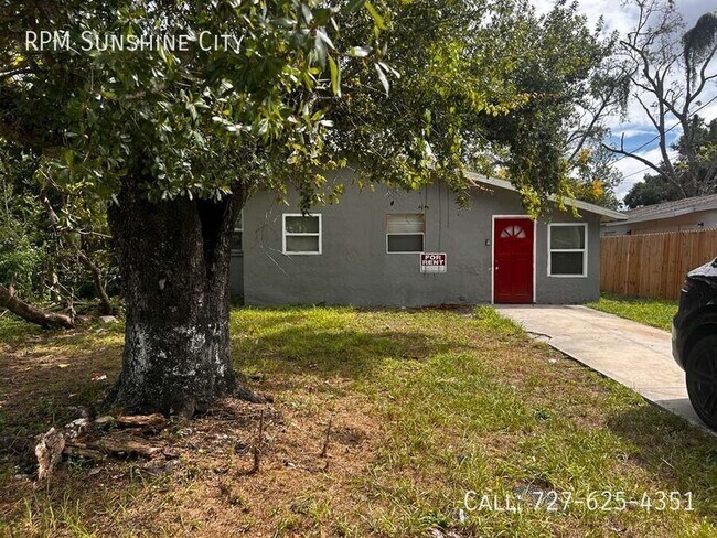 Primary Photo - 8211 N 17th St