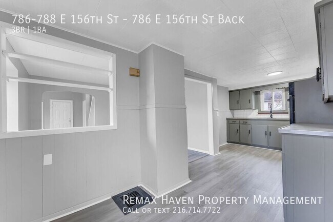 Building Photo - 786-788 E 156th St-786 E 156th St Back