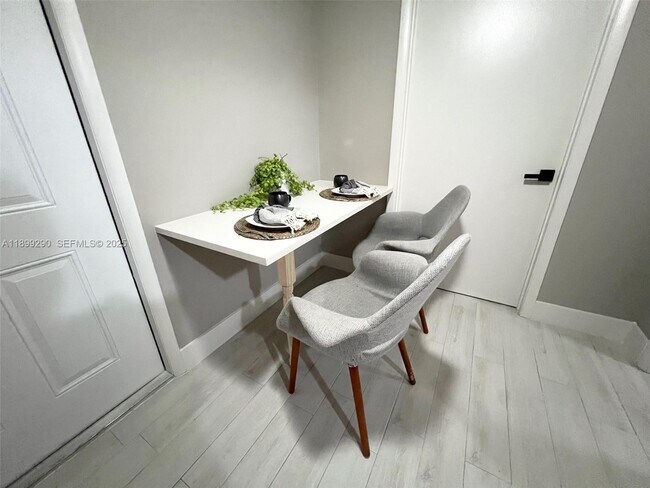 Building Photo - 11241 SW 7th Terrace