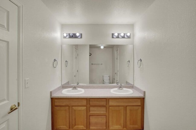 Building Photo - 1577 Monterey Rd