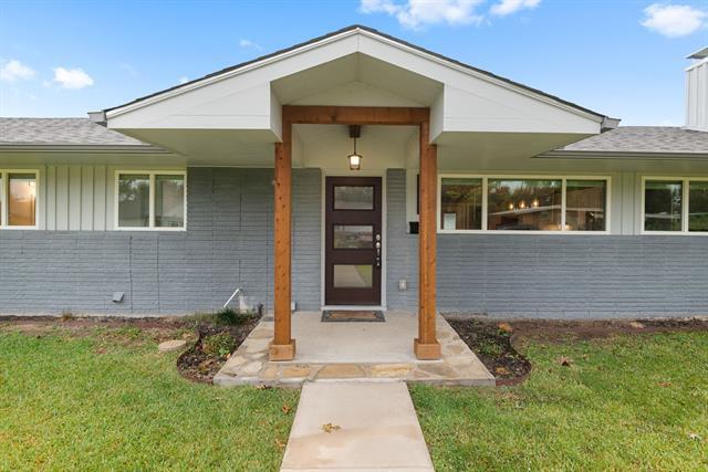 Building Photo - 3330 Darvany Dr