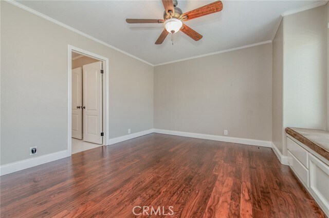 Building Photo - 9042 Santiago Dr