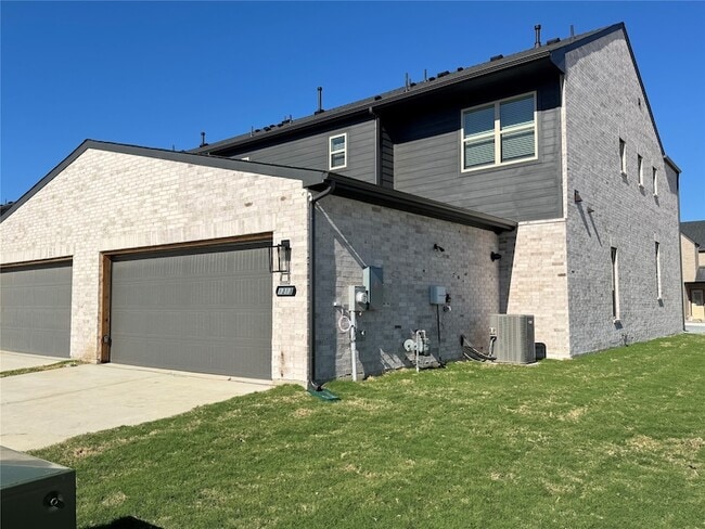 Building Photo - 1313 Eureka Spgs St