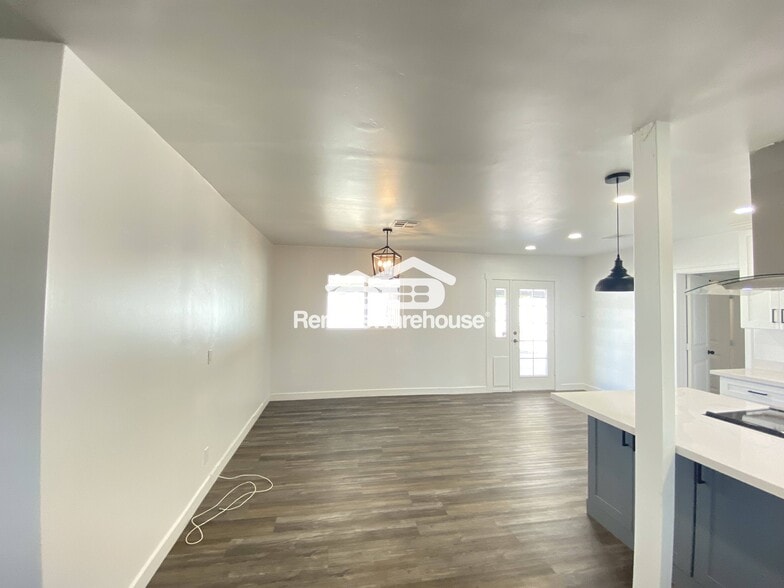 Building Photo - 3027 N 21st St