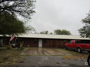 Building Photo - No Pet Home! Cache School District!