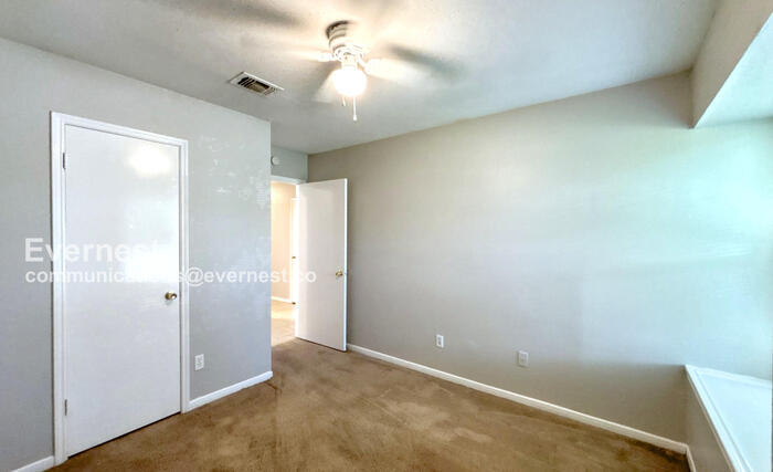 Building Photo - 19427 Bristlestar Dr