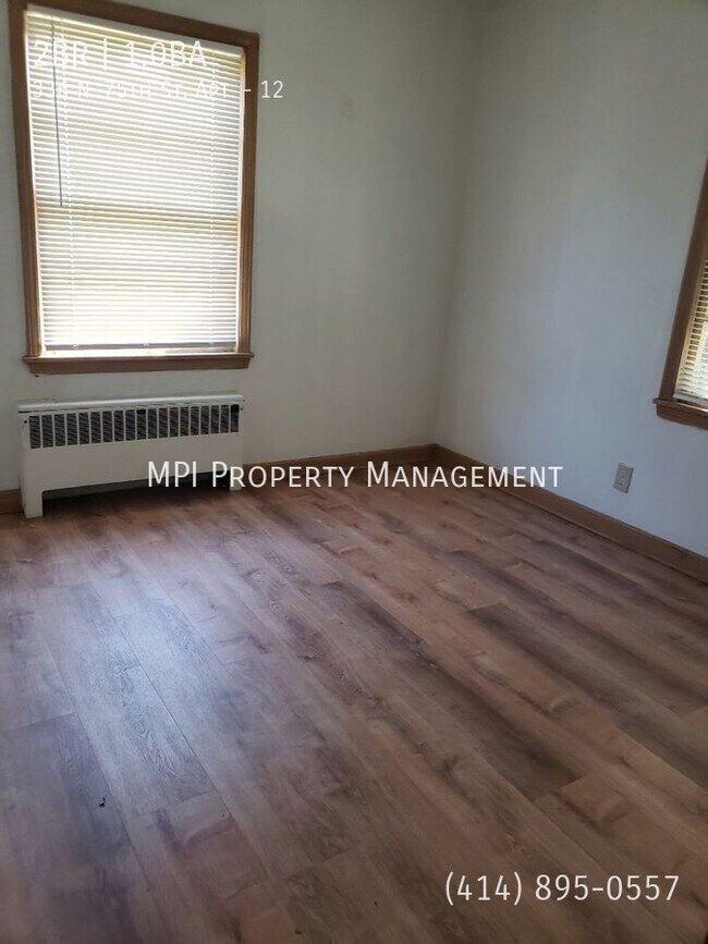 Building Photo - 336 N 75th St