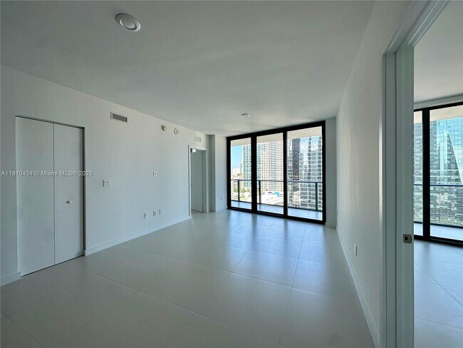 Building Photo - 1300 S Miami Ave