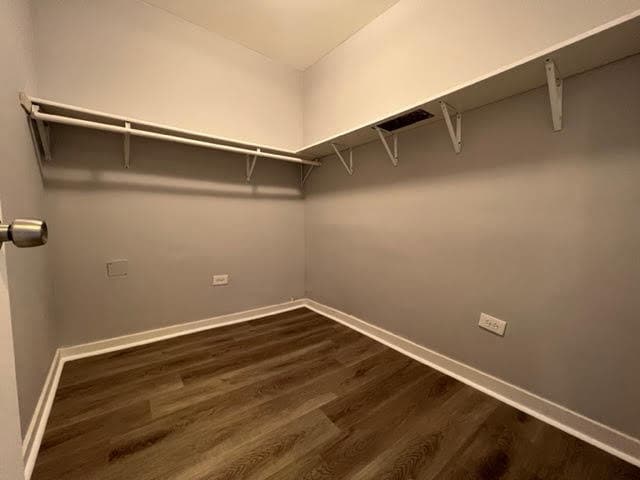 Building Photo - 2108 N Keeler Ave