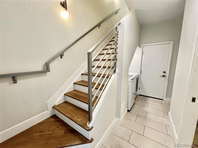 Building Photo - 3411 Albion St