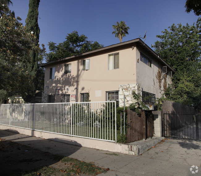 Building Photo - Wraich Properties