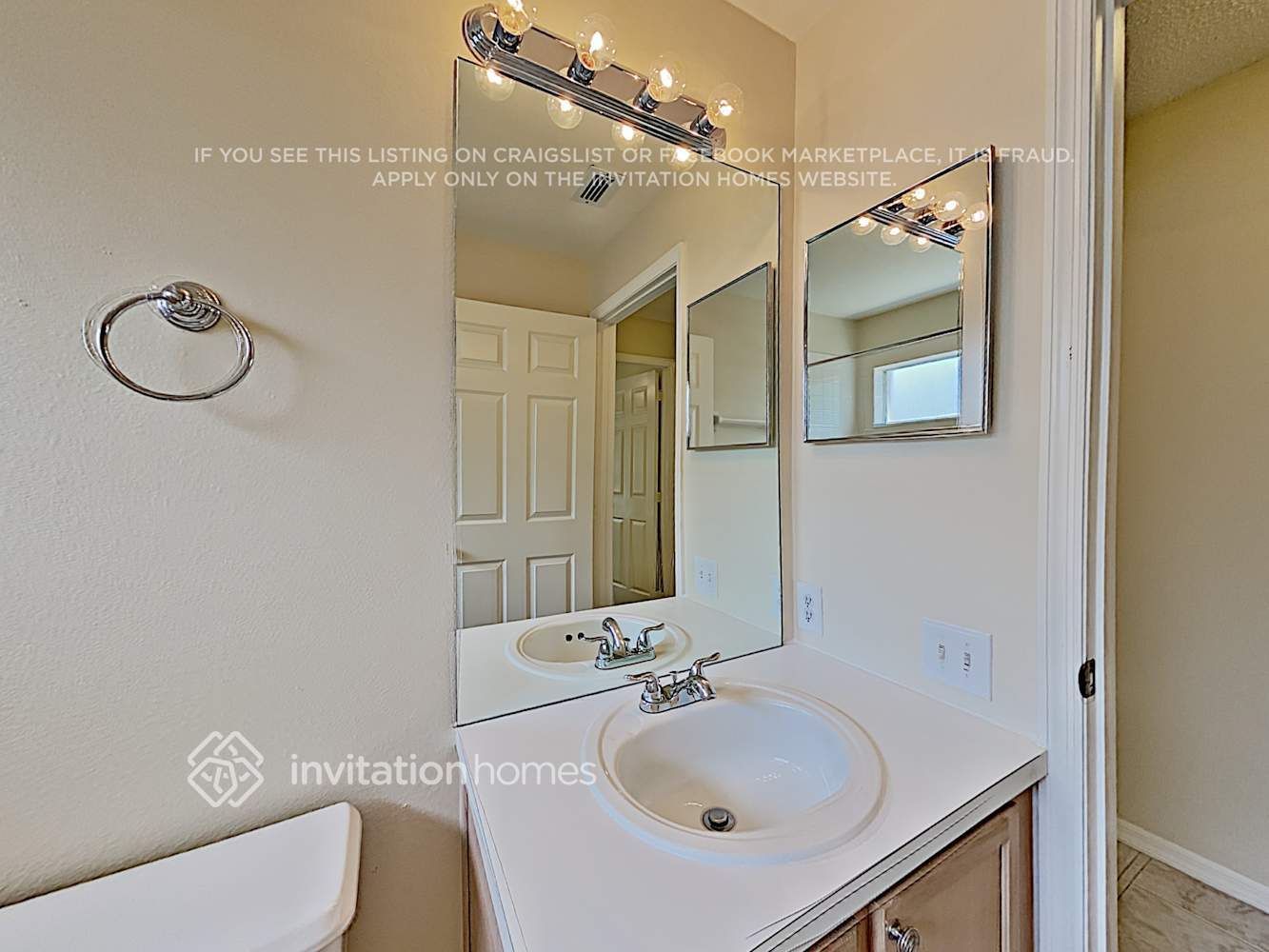 Building Photo - 3055 Hidden River Ct