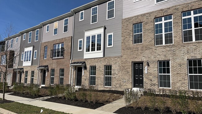 Primary Photo - Brand New Townhouse in Cranberry!