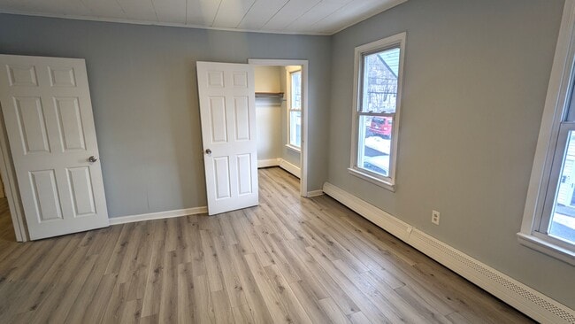 Building Photo - 58 Mann Ave