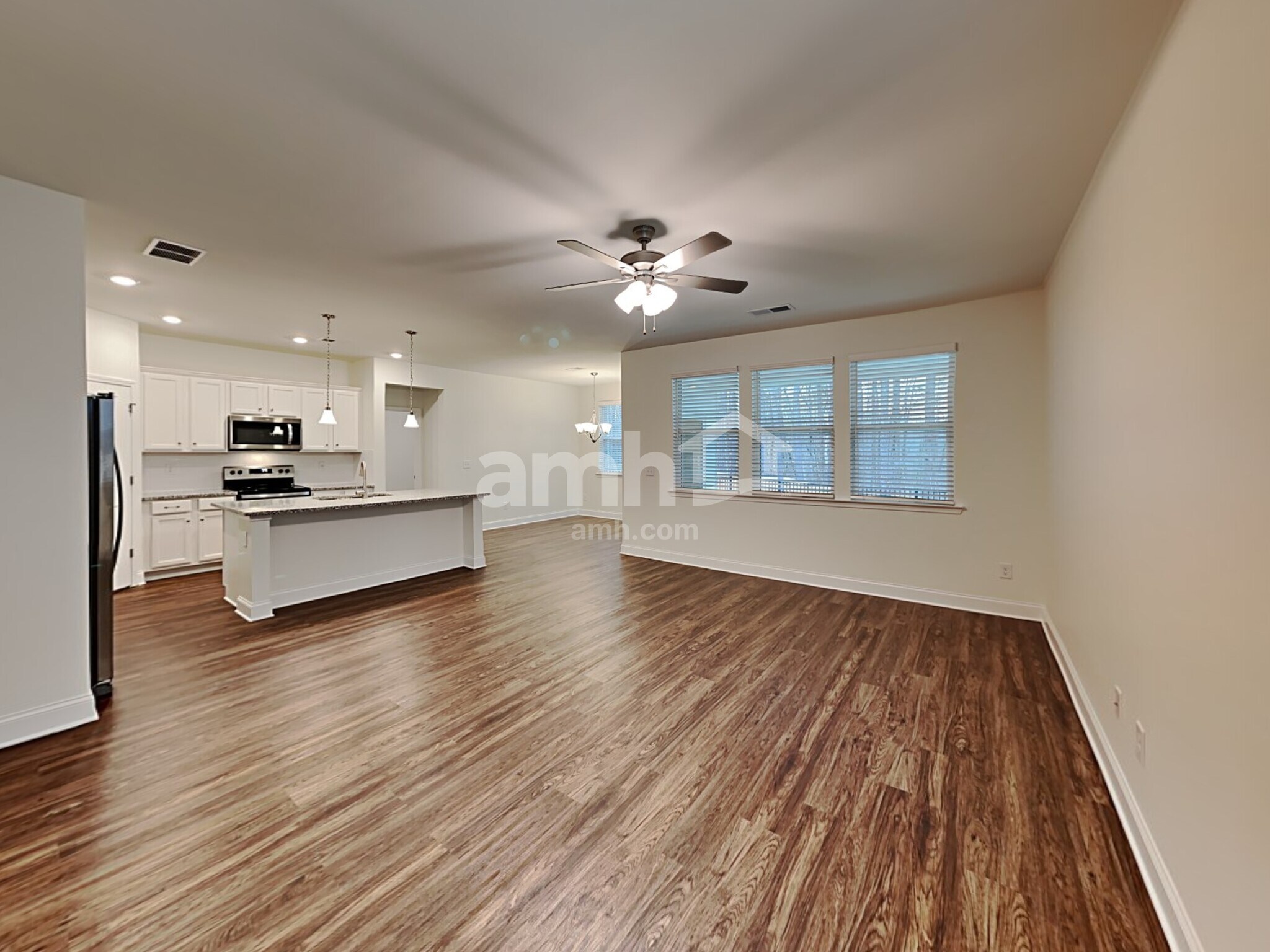 Building Photo - 732 Callan Ct