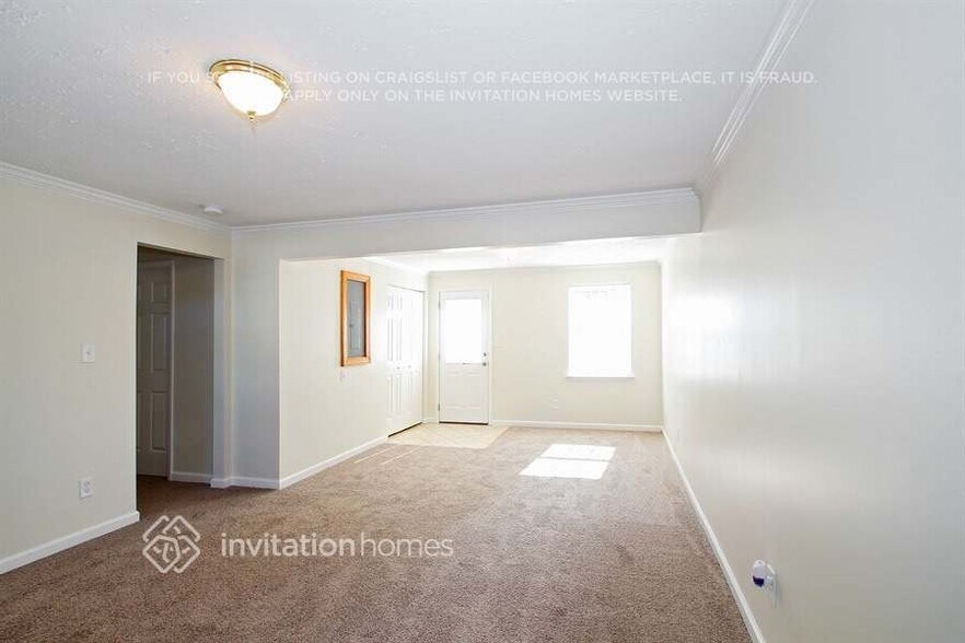 Building Photo - 2048 Buffalo Way