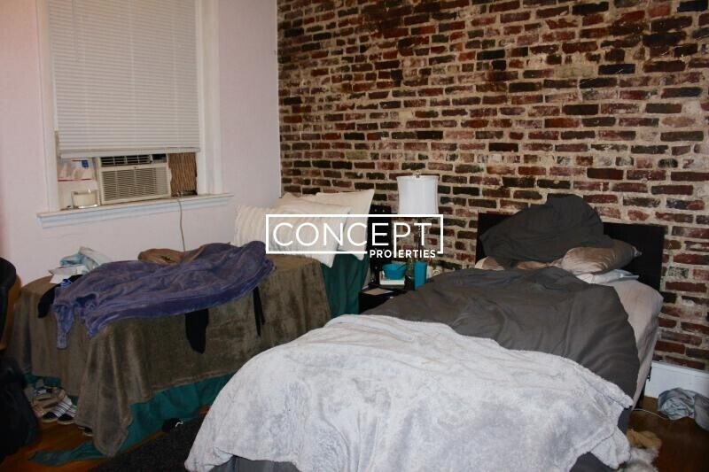 Building Photo - 15 Garden St