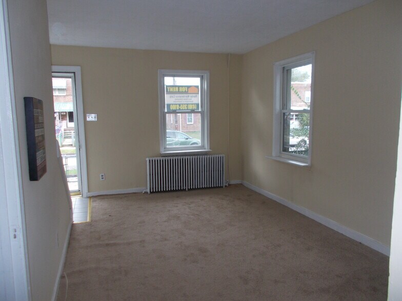 Building Photo - 3731 Saint Margaret St