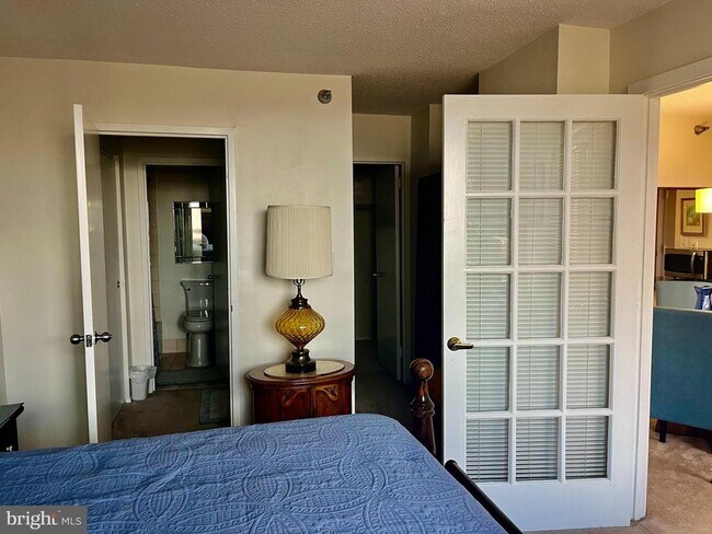 Building Photo - 1808 Old Meadow Rd