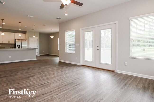 Building Photo - 10199 Mc Laurin Rd