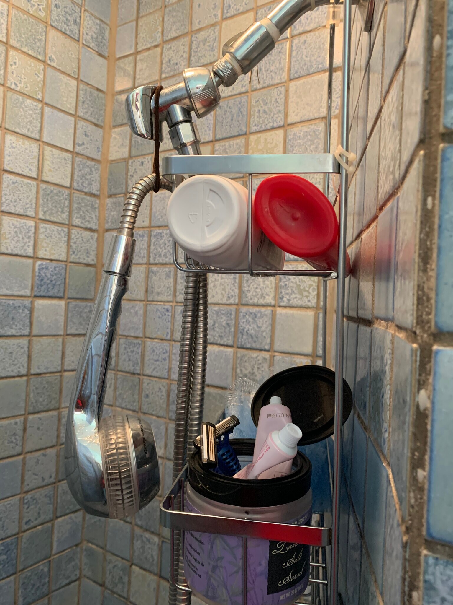 Building Photo - 3900 Seven Hills Rd