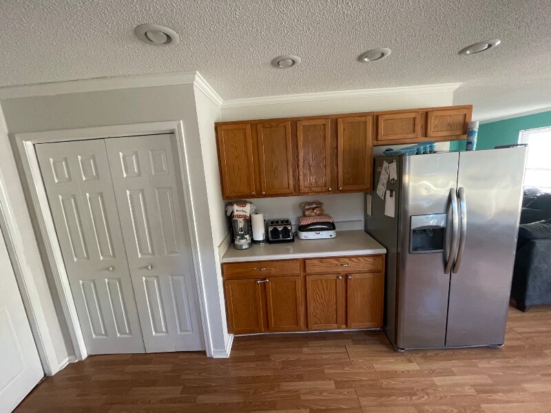 Building Photo - 160 Charity Ln