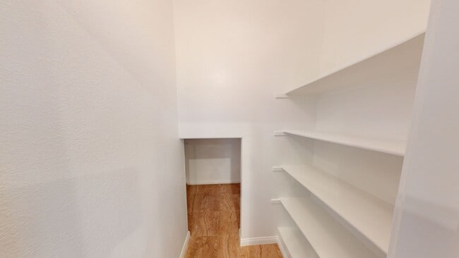 Building Photo - Available Now: Cozy 4 Bedroom 2.5 Bath Home in Rancho Cucamonga.