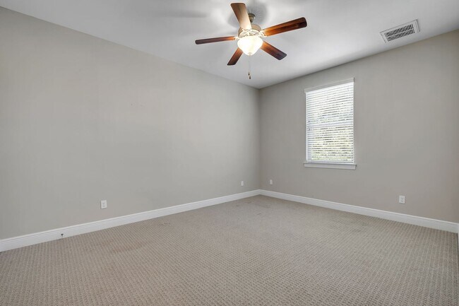 Building Photo - Midtown Tallahassee Home