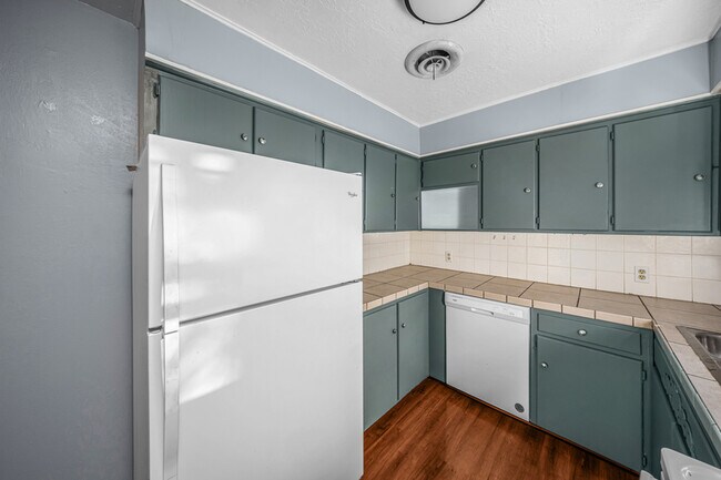 Building Photo - 1632 NW 48th St