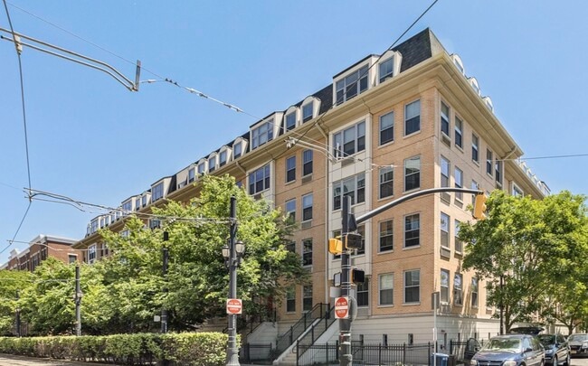Building Photo - 149 Essex St