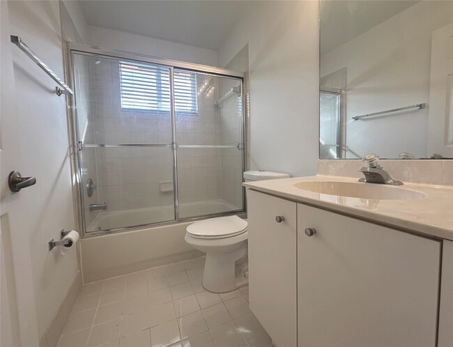 Building Photo - 12634 NW 56th Dr