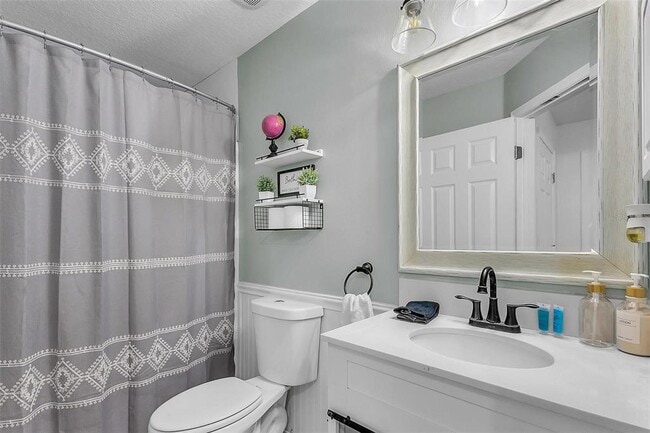 Building Photo - 37 Princeton Ln