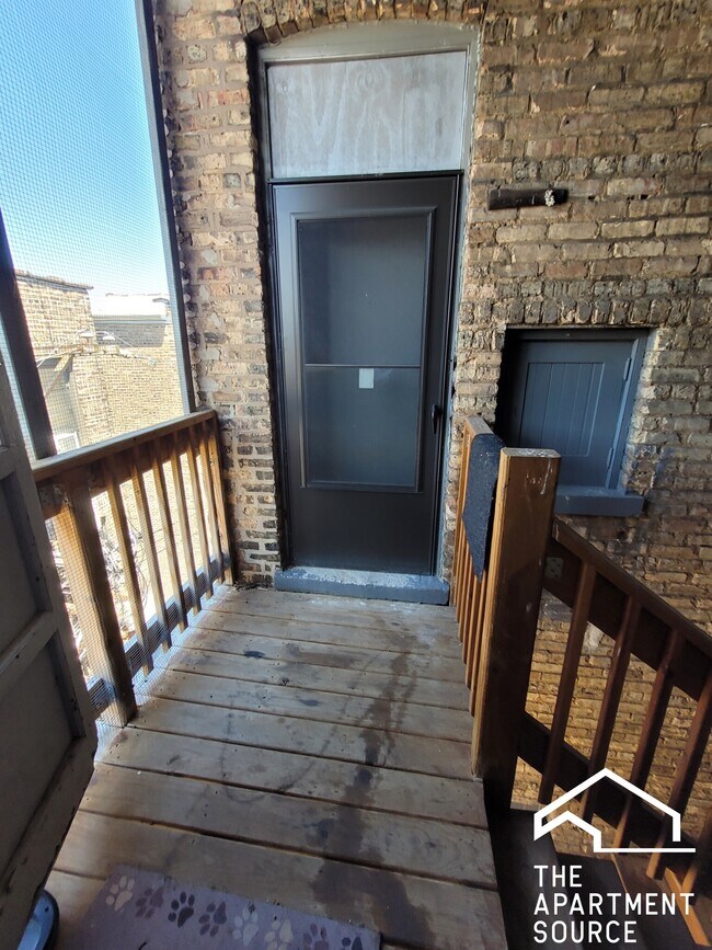 Building Photo - 1368 W Estes Ave