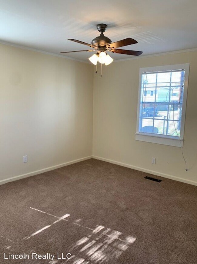 Building Photo - 2 br, 1 bath House - 1213 Melody Lane