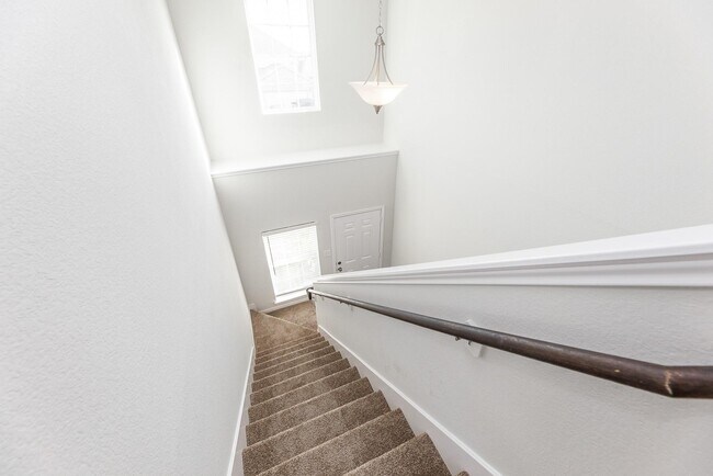 Building Photo - 2931 Orchid Ranch Dr