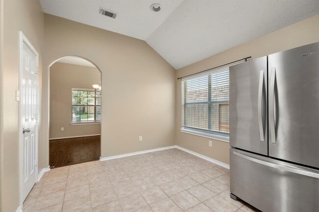 Building Photo - 5030 Birch Manor Ln