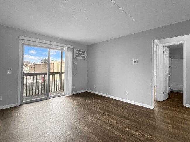 Building Photo - 2410 36th St SW