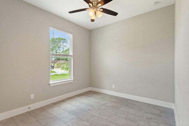 Building Photo - Deposit-Free! Modern, energy efficient hom...