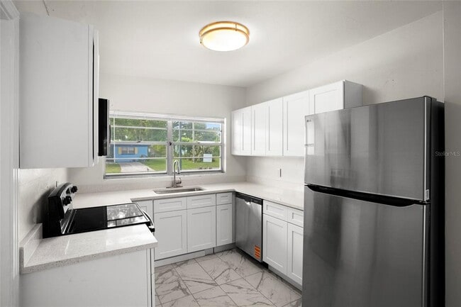 Building Photo - 512 Langford Cir